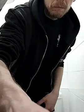 CrookedBunk3527 online show from March 11, 5:13 am