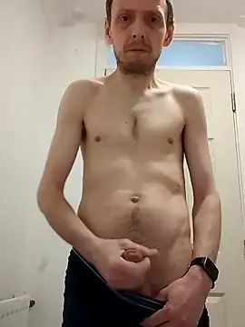 CrookedBunk3527 online show from April 2, 4:21 am