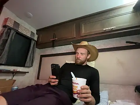 SparkledExtern online show from February 6, 3:22 am