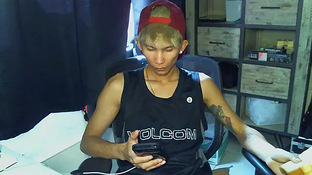 jhaycobXgarcia online show from March 8, 8:12 pm