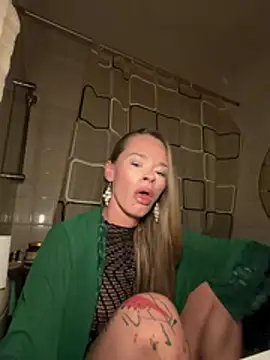 vinique99 online show from February 3, 3:17 pm