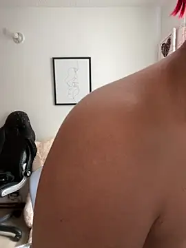 Snapshot of Zarahs_Blare1 chatting on March 11, 8:37 pm Zarahs Blare1 online show from March 11, 8:37 pm