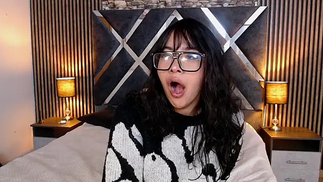 Amy channel online show from May 29, 12:58 pm