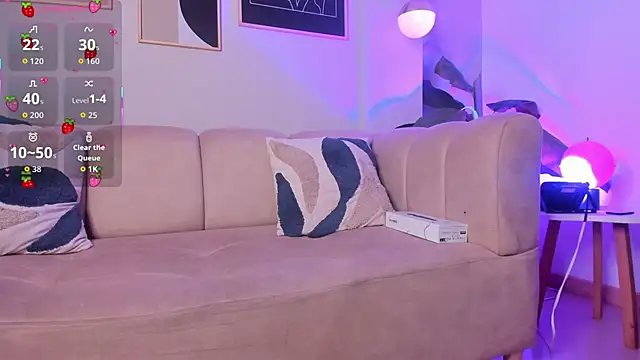 Hiyori Bloom  online show from March 7, 5:04 am