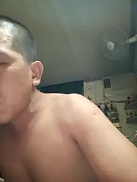 Blackpaullee online show from May 28, 2:03 pm
