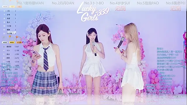 Snapshot of Luckygirls-339 chatting on May 29, 10:41 pm Luckygirls-339 online show from May 29, 10:41 pm