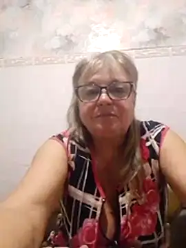 LinaLight88 online show from February 5, 8:35 pm