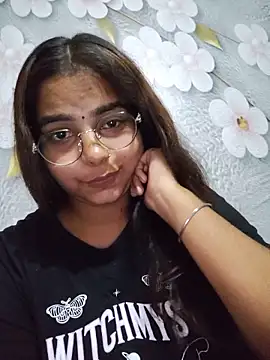 Himani 0122 online show from June 15, 8:27 am