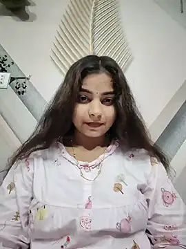 Himani 0122 online show from July 4, 5:30 pm