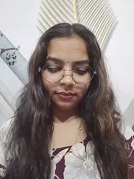 Himani 0122 online show from July 6, 5:04 pm