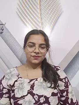 Himani 0122 online show from July 7, 7:45 am