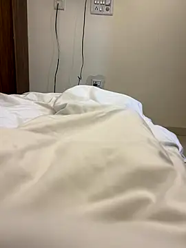 Snapshot of Sexmore21 chatting on December 14, 12:21 pm Sexmore21 online show from December 14, 12:21 pm