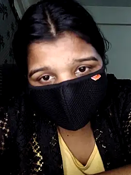 Snapshot of Mr_Mrs_Dark chatting on December 14, 7:18 pm Mr Mrs Dark online show from December 14, 7:18 pm