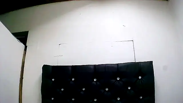 THICKBARBIE32 online show from February 4, 2:50 am