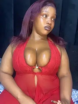 Snapshot of THICKBARBIE32 chatting on July 2, 1:49 am THICKBARBIE32 online show from July 2, 1:49 am