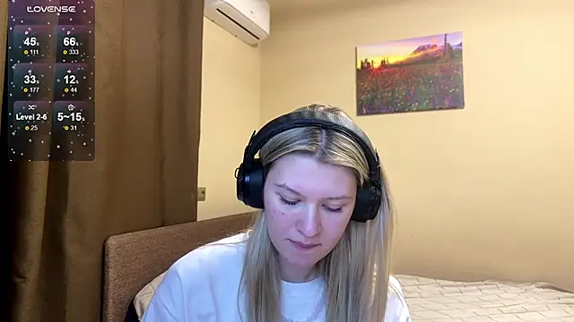 SkyeDavis online show from January 17, 7:17 pm