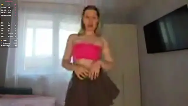 SkyeDavis online show from June 21, 1:35 pm