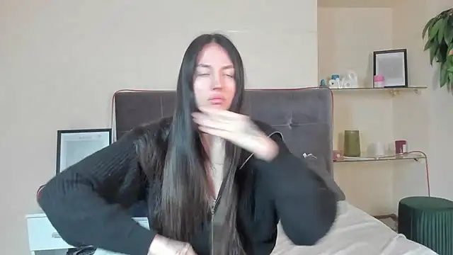 AdrianaCult online show from March 5, 9:49 am