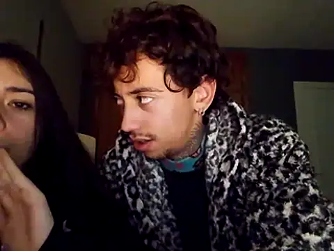 sorbetedeframbuesa68 online show from February 2, 9:02 pm