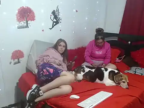 Snapshot of fuck_me_baby17 chatting on February 23, 12:41 am fuck me baby17 online show from February 23, 12:41 am