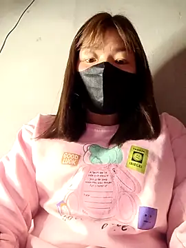 May-Ne online show from February 12, 5:57 am