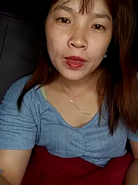 May-Ne online show from April 27, 2:37 pm