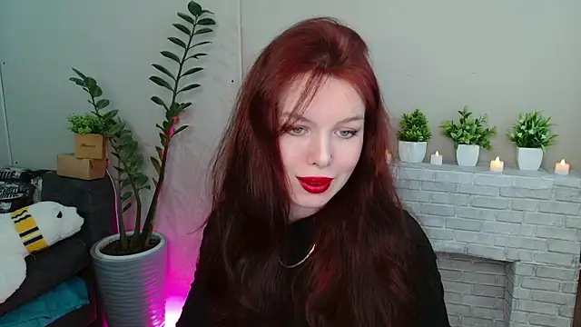 hot neighbor online show from February 23, 10:45 am