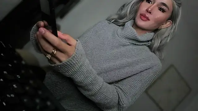 mxshemale ladyboy online show from March 12, 6:47 pm