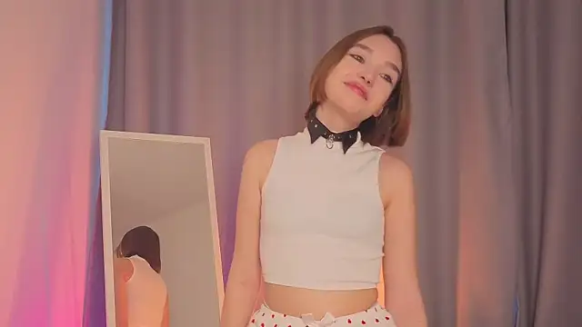 Leyla crsh online show from January 10, 5:31 am