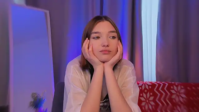 Leyla crsh online show from February 20, 6:26 am