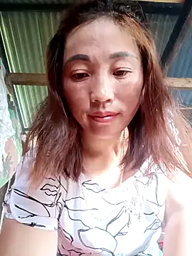 Snapshot of seacyre chatting on May 13, 12:52 am seacyre online show from May 13, 12:52 am