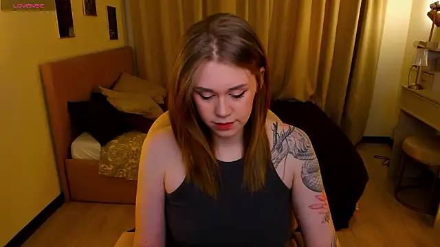 Snapshot of Alison_Doody chatting on March 21, 7:35 am Alison Doody online show from March 21, 7:35 am