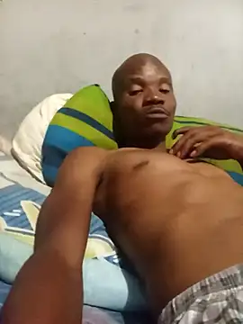 Snapshot of thabisozxz chatting on January 15, 7:06 pm thabisozxz online show from January 15, 7:06 pm