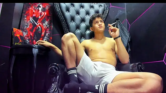 Ethan Waalker online show from February 8, 8:01 pm