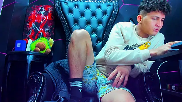 Ethan Waalker online show from March 11, 3:12 am