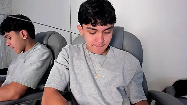  TaylorBlack online show from March 5, 11:39 am