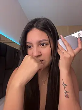 Camila sanchez25 online show from July 10, 8:22 pm