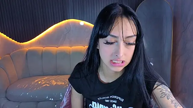 Tifany Tx online show from March 4, 12:33 pm