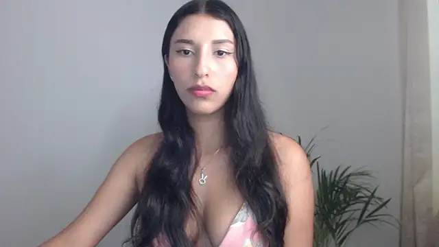 Snapshot of vieernes chatting on December 19, 10:50 pm vieernes online show from December 19, 10:50 pm