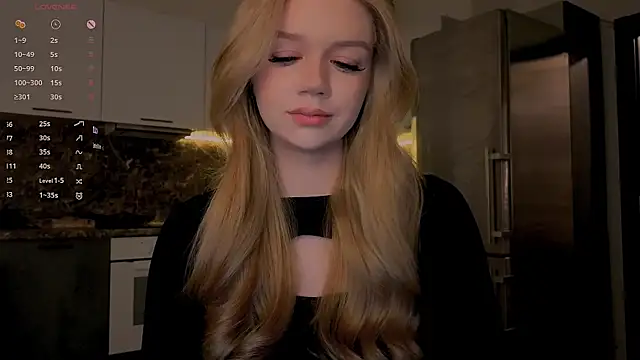 Snapshot of my_liss chatting on February 13, 10:39 pm my liss online show from February 13, 10:39 pm