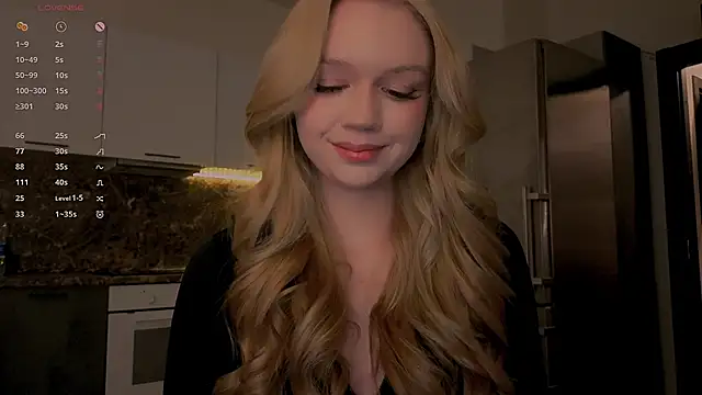 Snapshot of my_liss chatting on March 3, 1:56 am my liss online show from March 3, 1:56 am