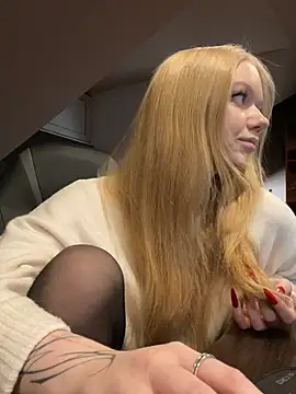 Snapshot of my_liss chatting on March 10, 9:53 pm my liss online show from March 10, 9:53 pm