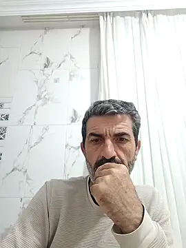 Snapshot of kobra21turki chatting on April 4, 9:56 pm kobra21turki online show from April 4, 9:56 pm