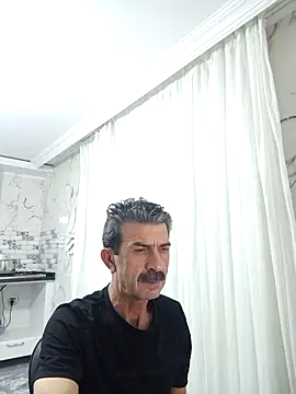 Snapshot of kobra21turki chatting on April 13, 9:20 pm kobra21turki online show from April 13, 9:20 pm