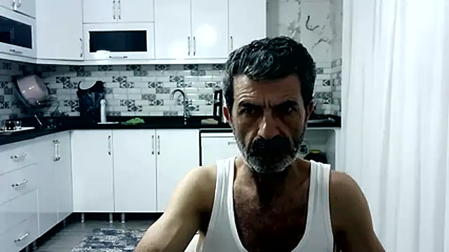 Snapshot of kobra21turki chatting on May 27, 8:28 pm kobra21turki online show from May 27, 8:28 pm
