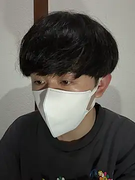 Snapshot of sola_JP chatting on December 17, 12:44 pm sola JP online show from December 17, 12:44 pm