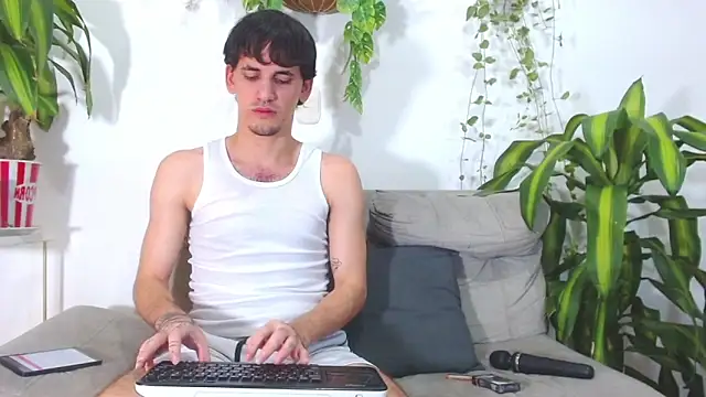 boy Dirty X online show from June 13, 5:38 am