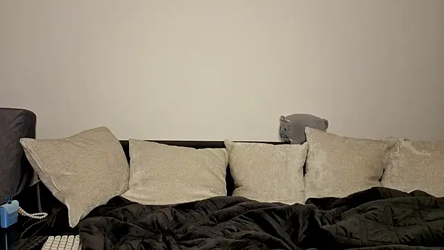 Snapshot of jessica_burnxxx chatting on December 16, 4:34 pm jessica burnxxx online show from December 16, 4:34 pm