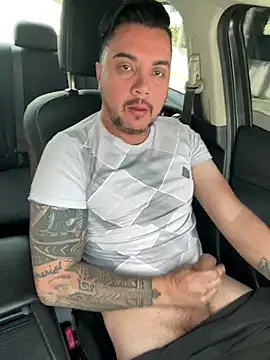 Diegohernan17 online show from February 26, 3:00 pm