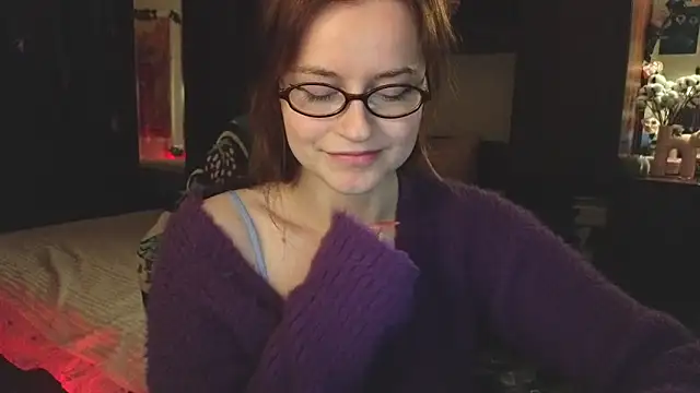 wow reb22 online show from February 8, 3:04 pm